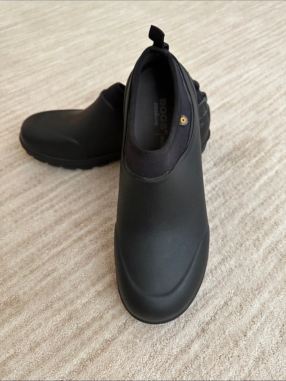 Like New: BOGS Men's Sauvie Slip On Boot Waterproof Black Size 9